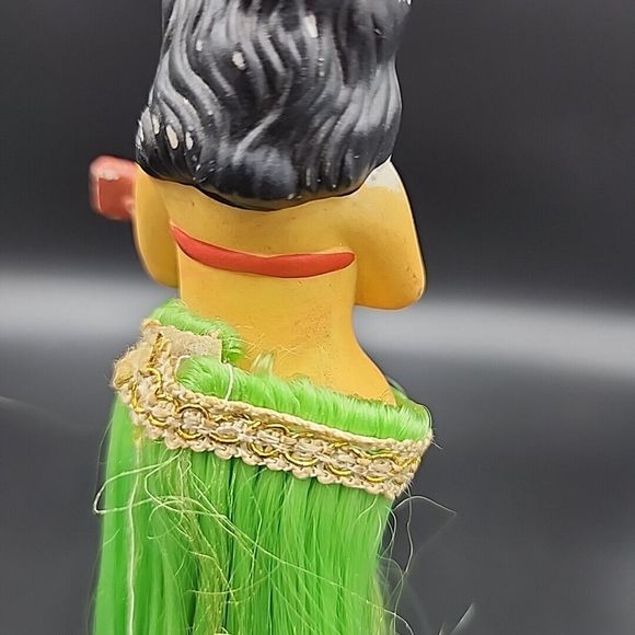 Vintage Hula Girl Ukulele Bobber Chalkware Dashboard Ceramics Japan Dated 1988 - Picture 10 of 12